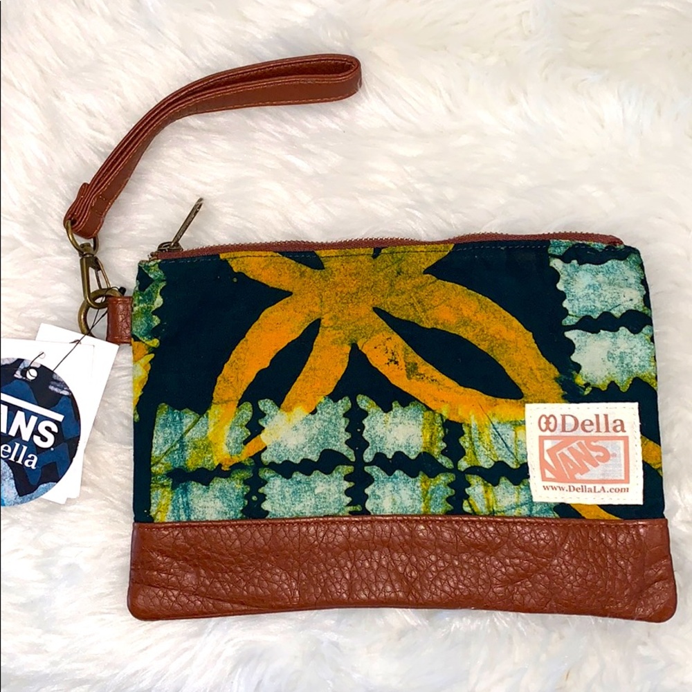 NWT Vans clutch purse